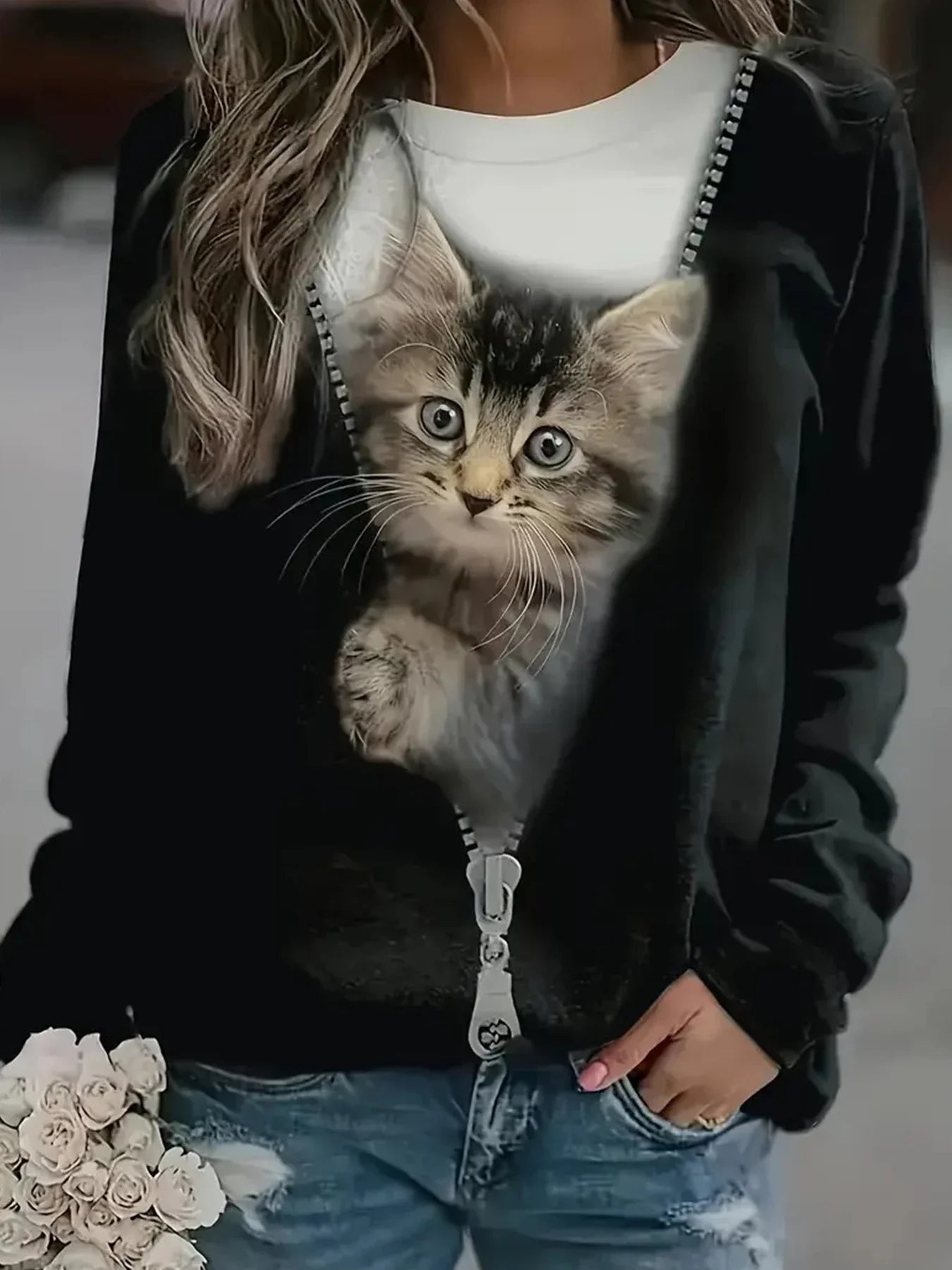 Women’s Sweatshirt Graphic Long Sleeve Sweater Peeking Kitten Design Round Neck