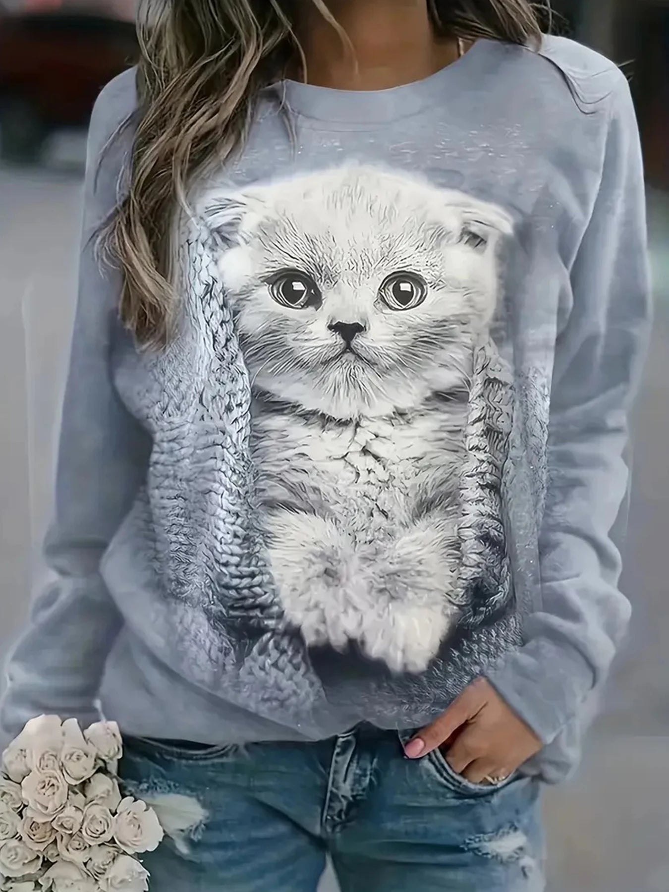 Women’s Sweatshirt Graphic Long Sleeve Sweater Peeking Kitten Design Round Neck