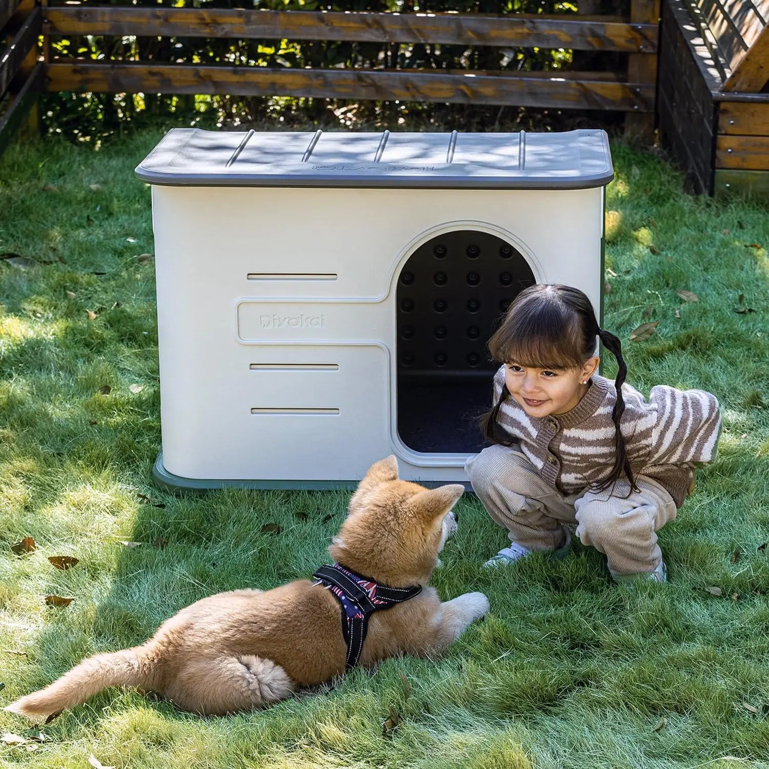 ‌Double-Wall Insulated Dog House Outdoor Indoor
